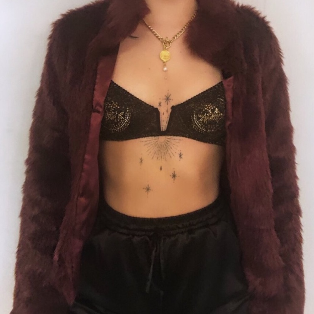 Burgundy faux fur jacket💘